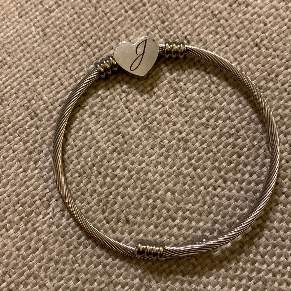 Silver bangle